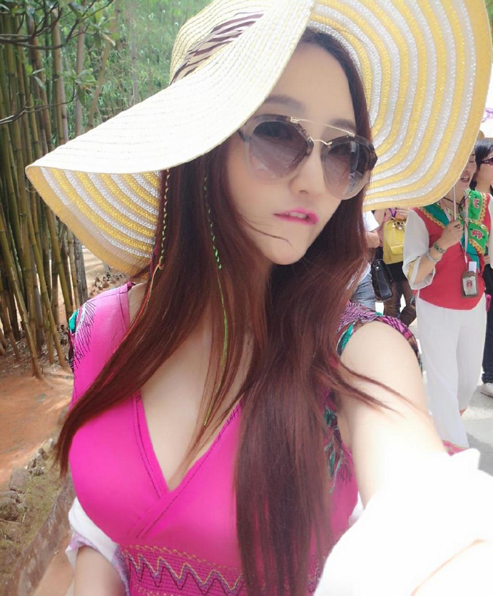 一比一复刻缠枝莲盖碗